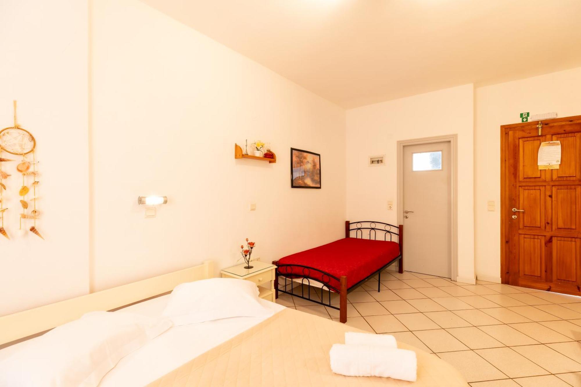 Froudi Rooms Kamares  Luaran gambar