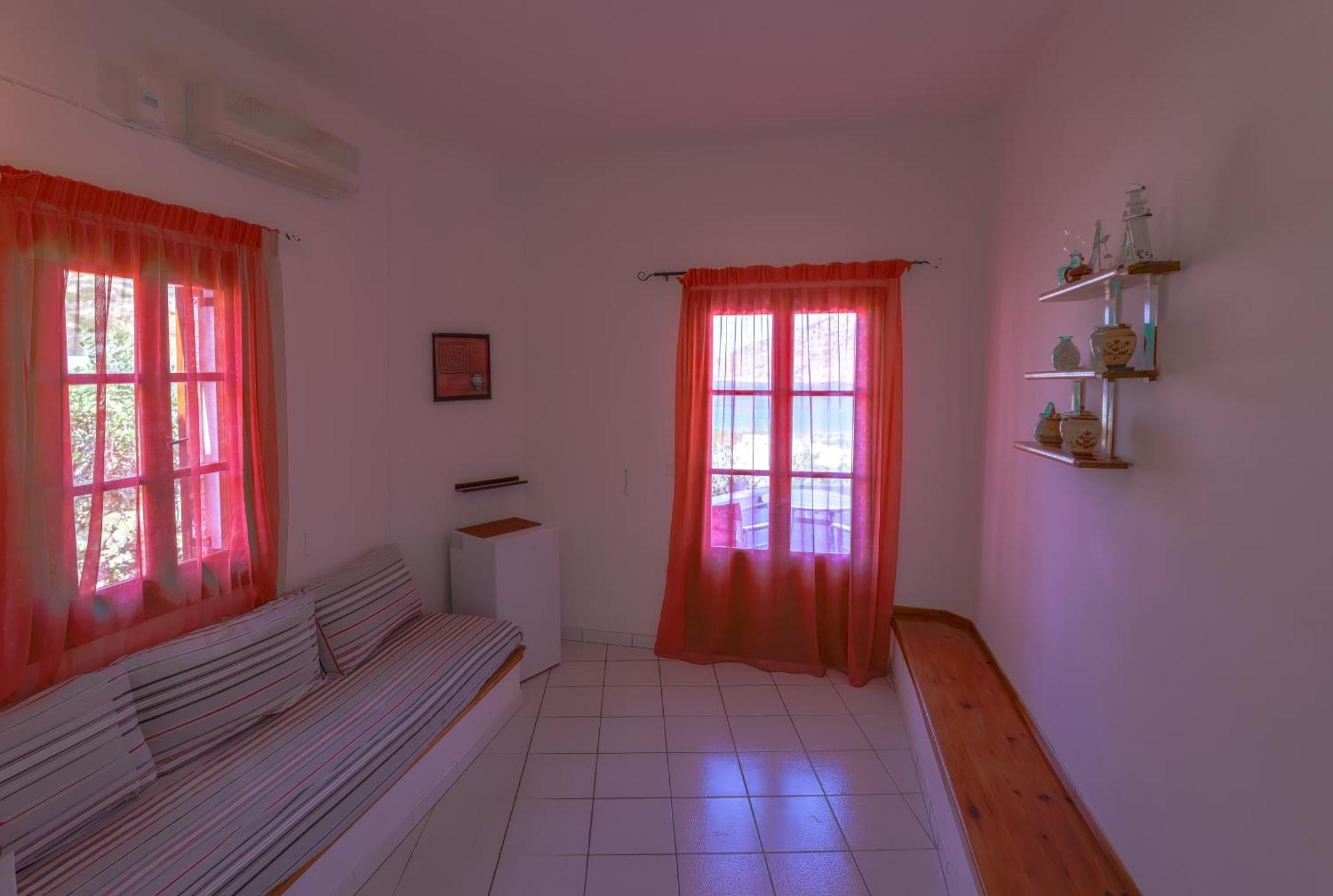 Froudi Rooms Kamares  Luaran gambar